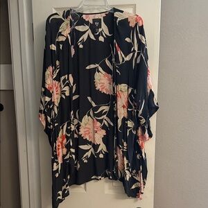 Billabong Black Floral Kimono Blouse